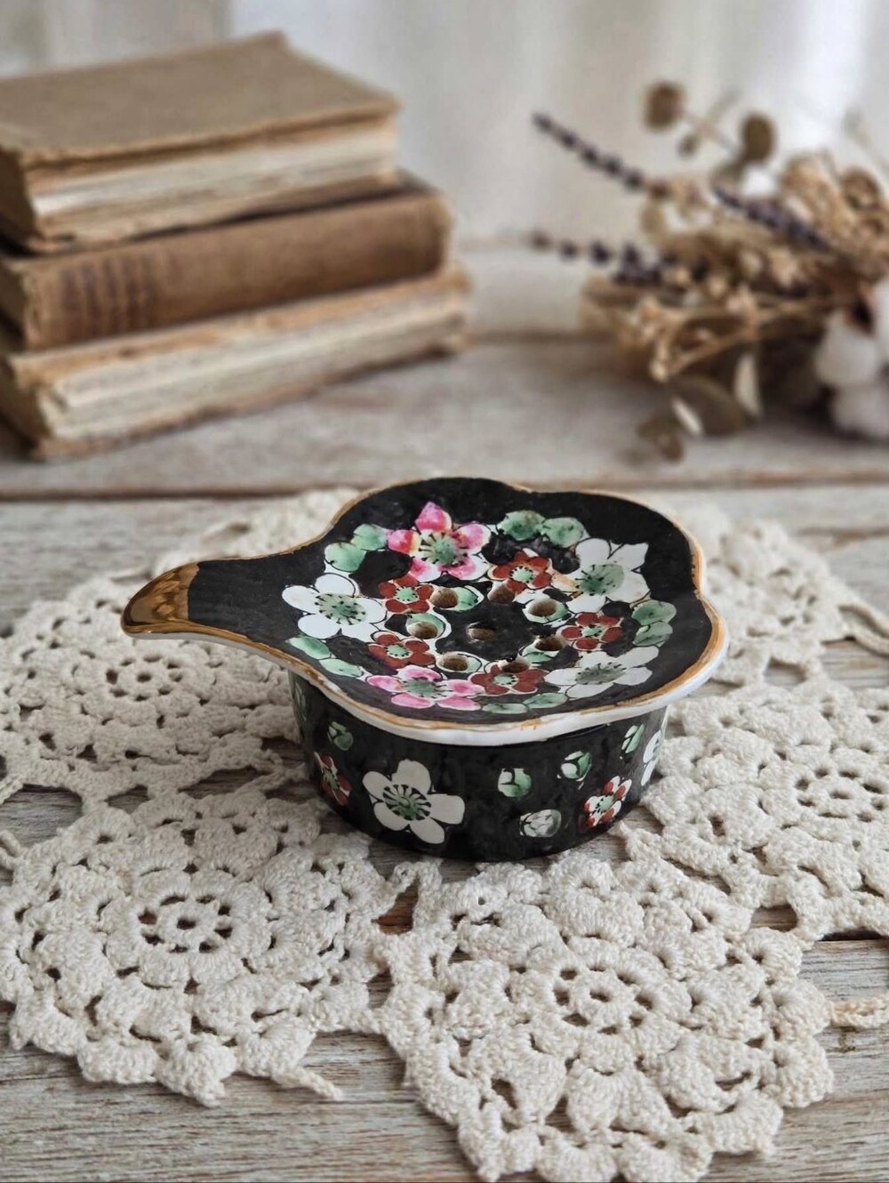 Vintage Japanese Floral Ceramic 2-Piece Tea Strainer
